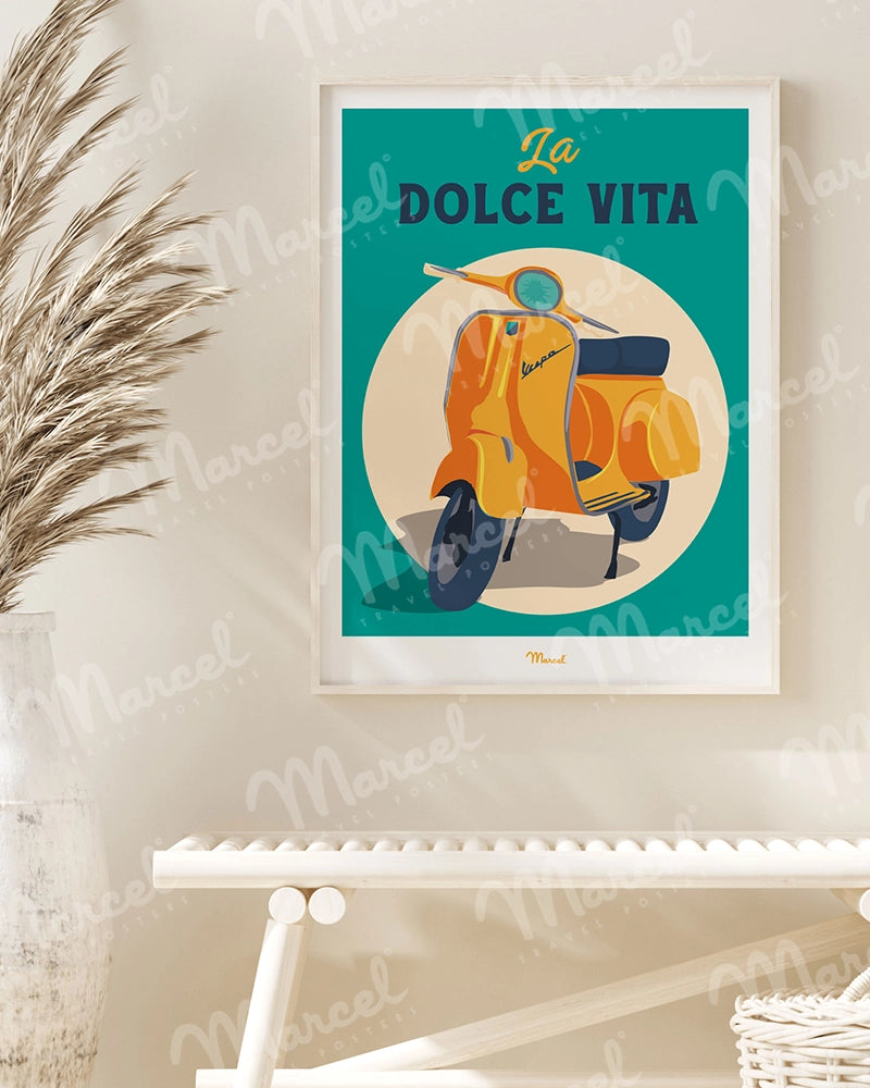 Affiche Travel Color "Dolce Vita en Vespa"
